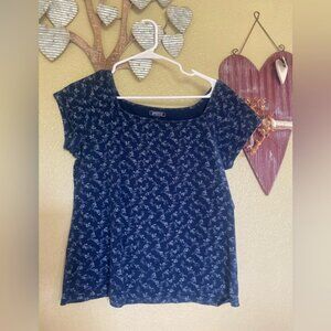 American Living Navy Floral Short Sleeve Top